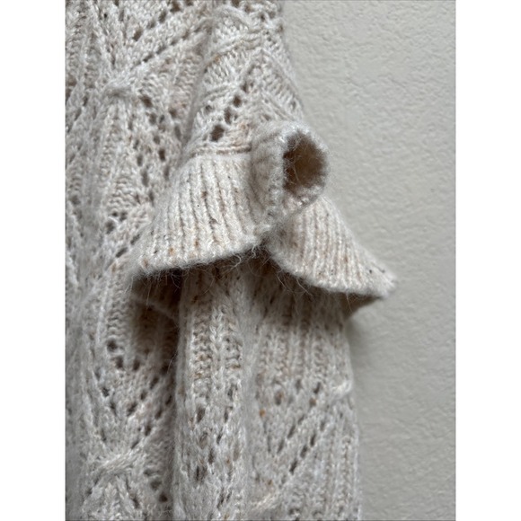 Old Navy Oatmeal Knit Sweater Ruffle Sleeve Size XL - Picture 7 of 8